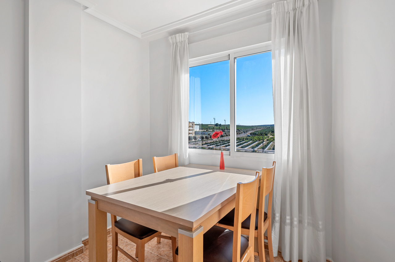 Apartment for Sale in Algorfa, Alicante