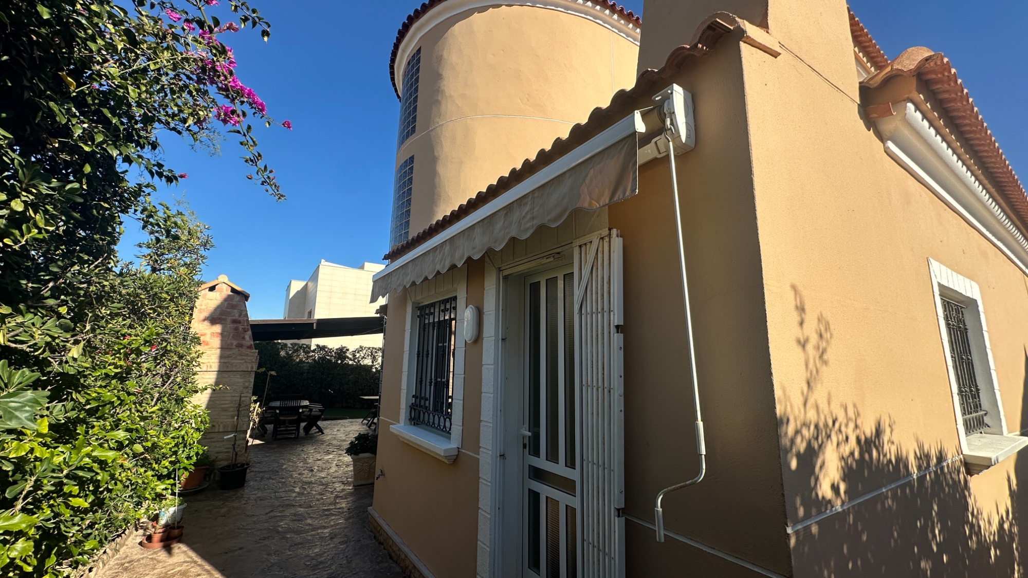 Villa for Sale in La Mata, Alicante