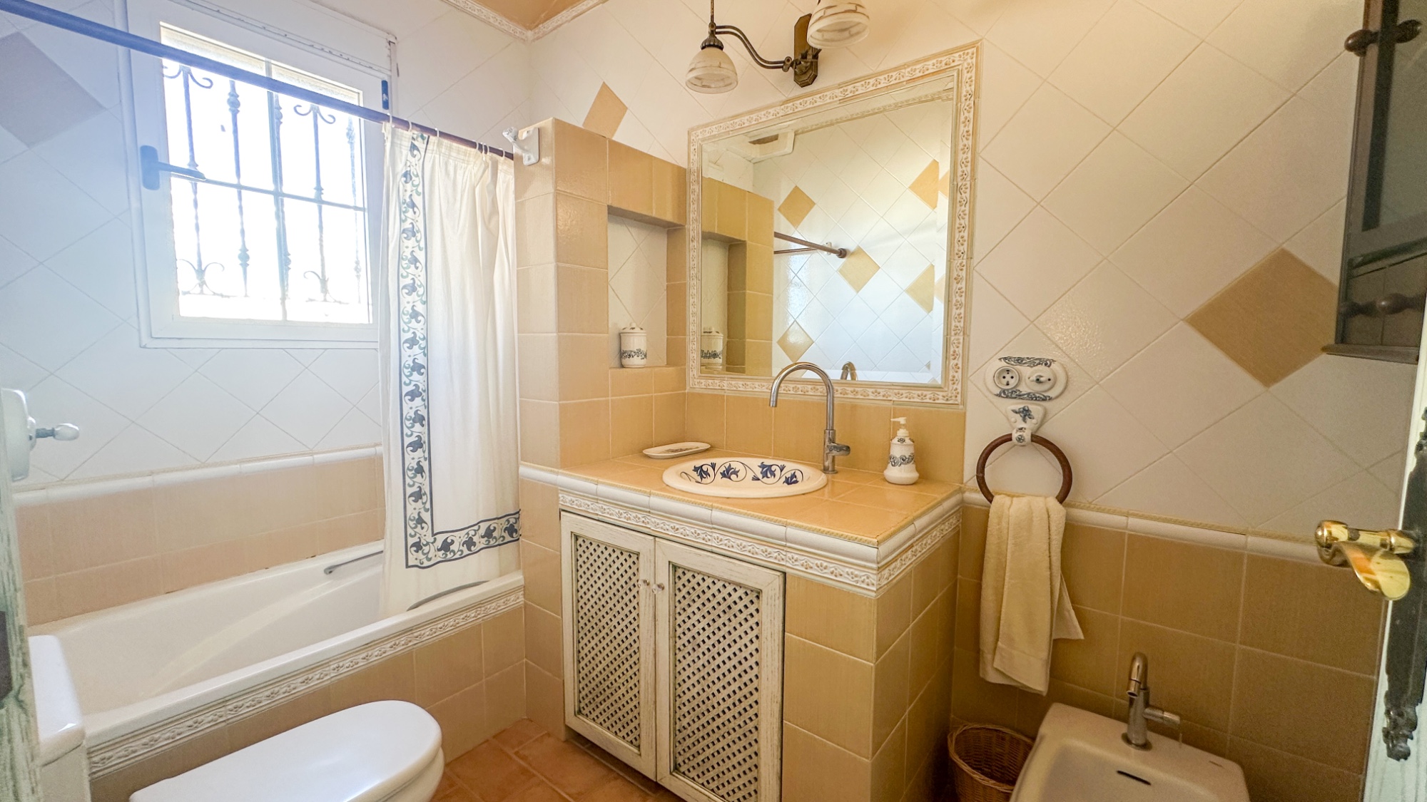 Villa for Sale in La Mata, Alicante