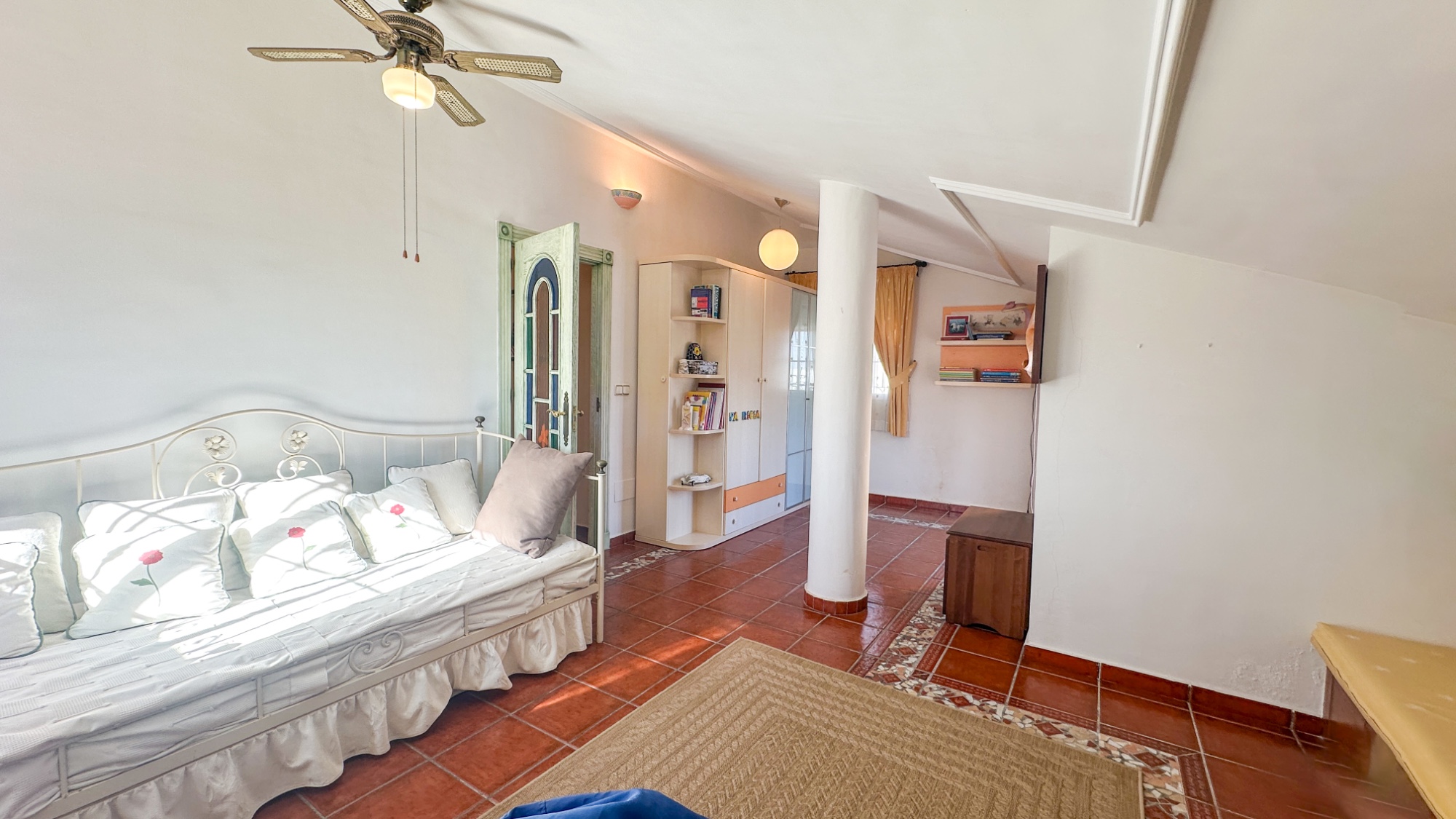 Villa for Sale in La Mata, Alicante
