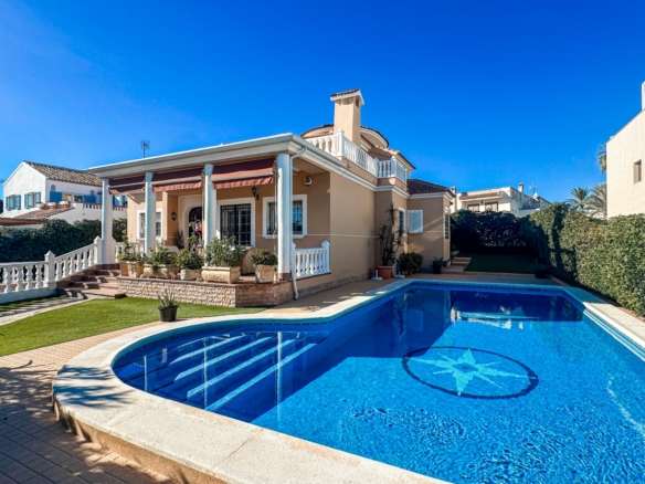 Villa for Sale in La Mata, Alicante