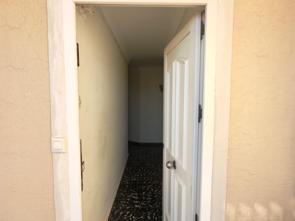 584