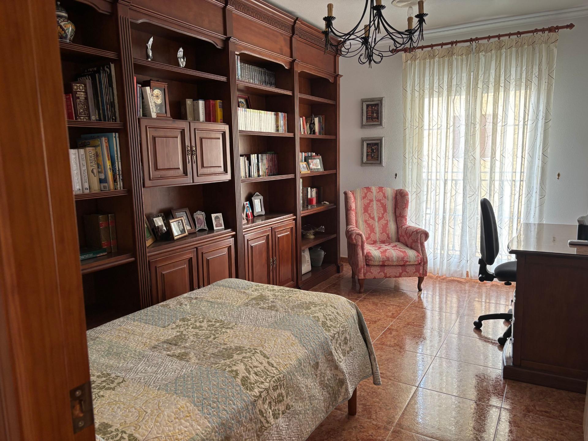Town House for Sale in Formentera del Segura, Alicante