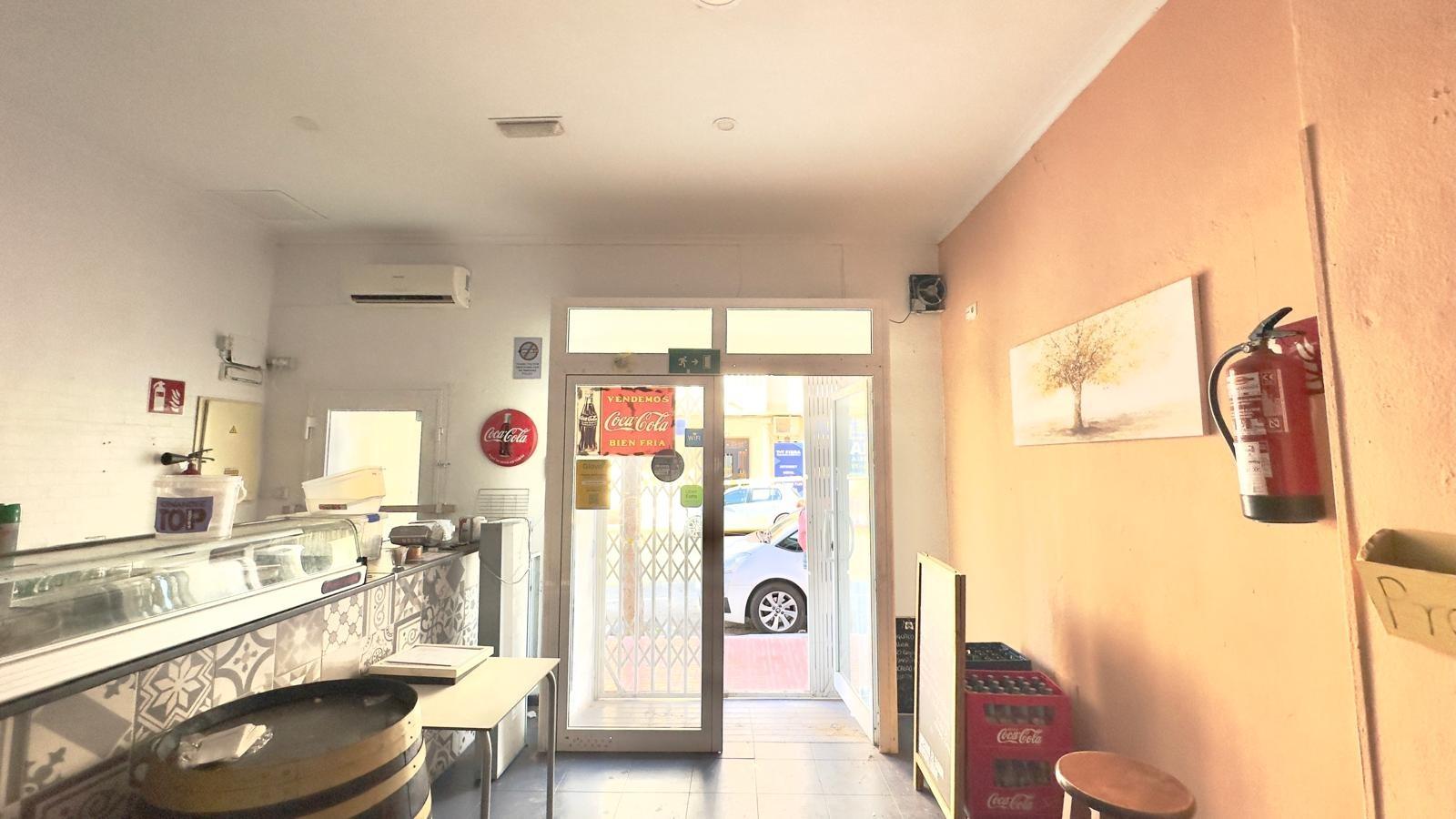 Commercial for Sale in Torrevieja, Alicante