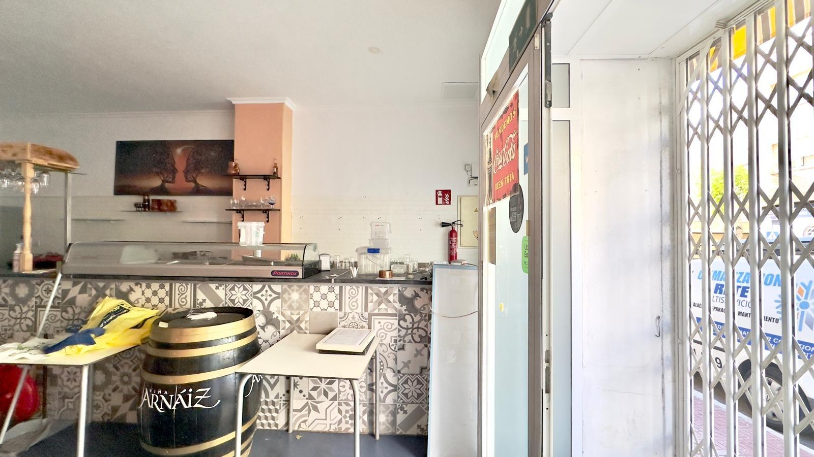 Commercial for Sale in Torrevieja, Alicante