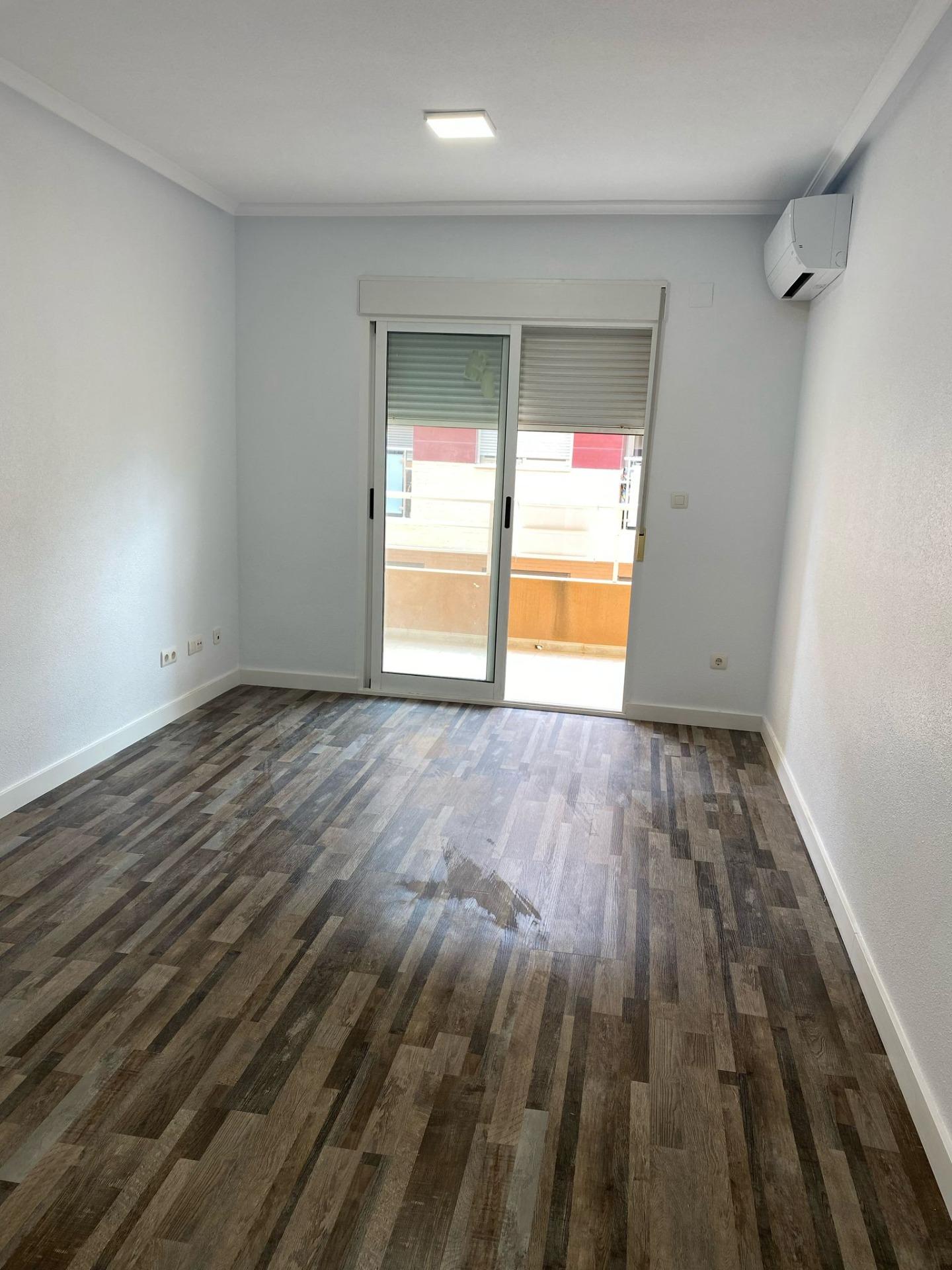 Apartment for Sale in San Miguel de Salinas, Alicante