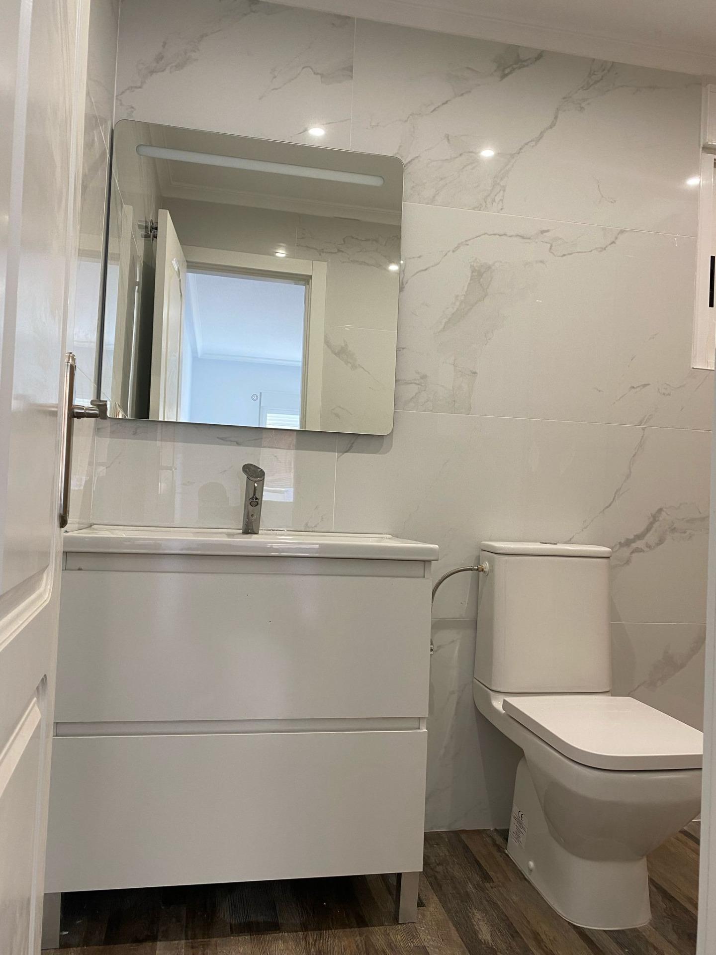 Apartment for Sale in San Miguel de Salinas, Alicante