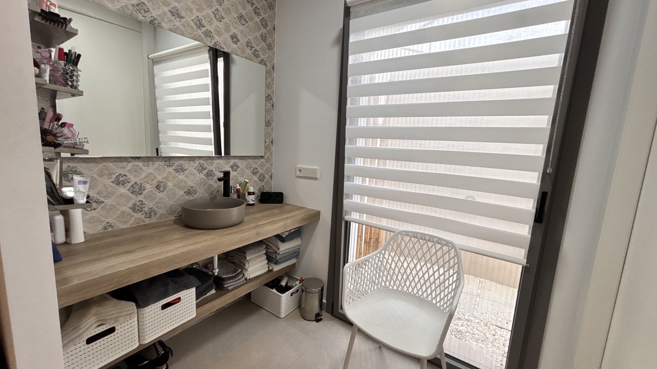 Villa for Sale in San Miguel de Salinas, Alicante