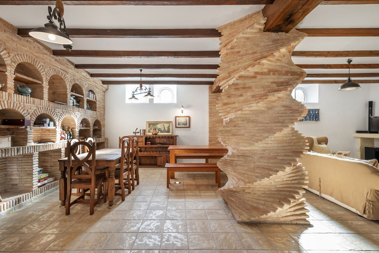 Villa for Sale in Torrevieja, Alicante