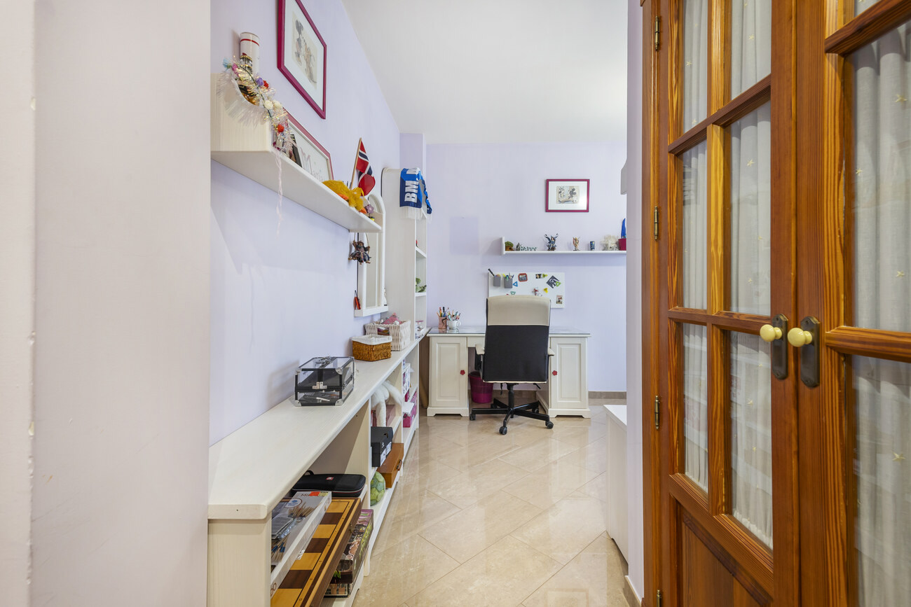 Villa for Sale in Torrevieja, Alicante