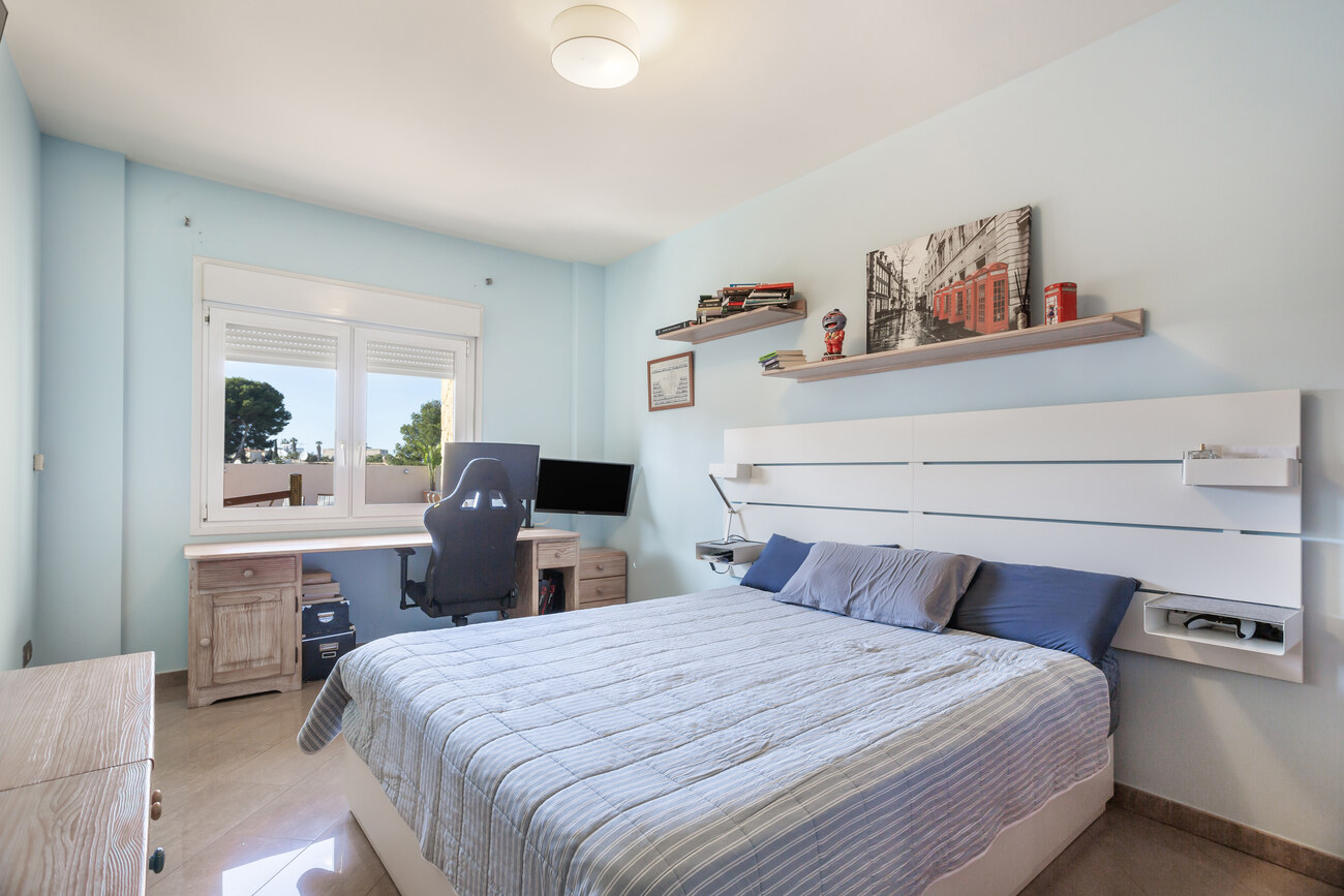 Villa for Sale in Torrevieja, Alicante