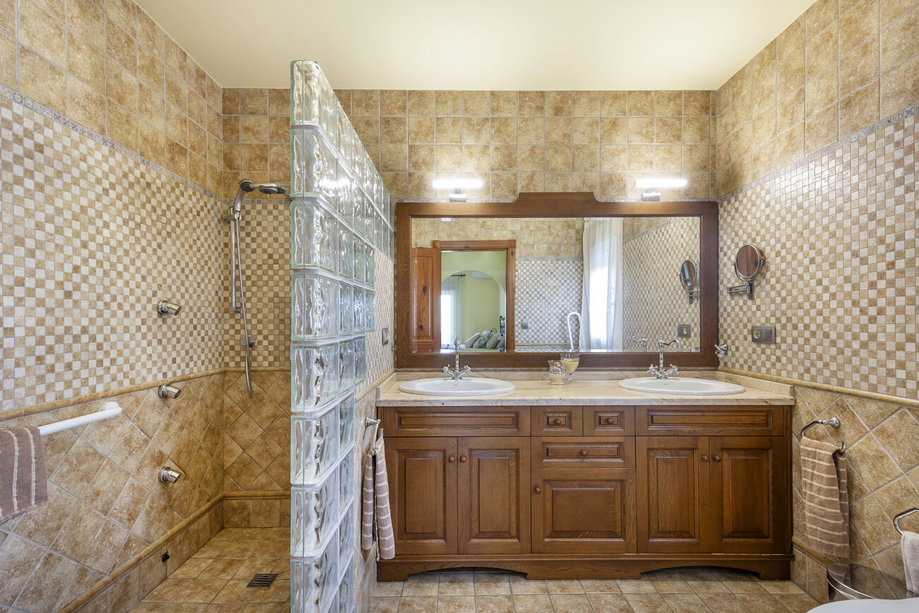 Villa for Sale in Torrevieja, Alicante