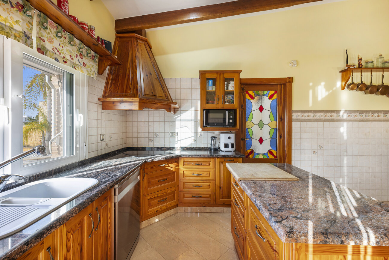 Villa for Sale in Torrevieja, Alicante
