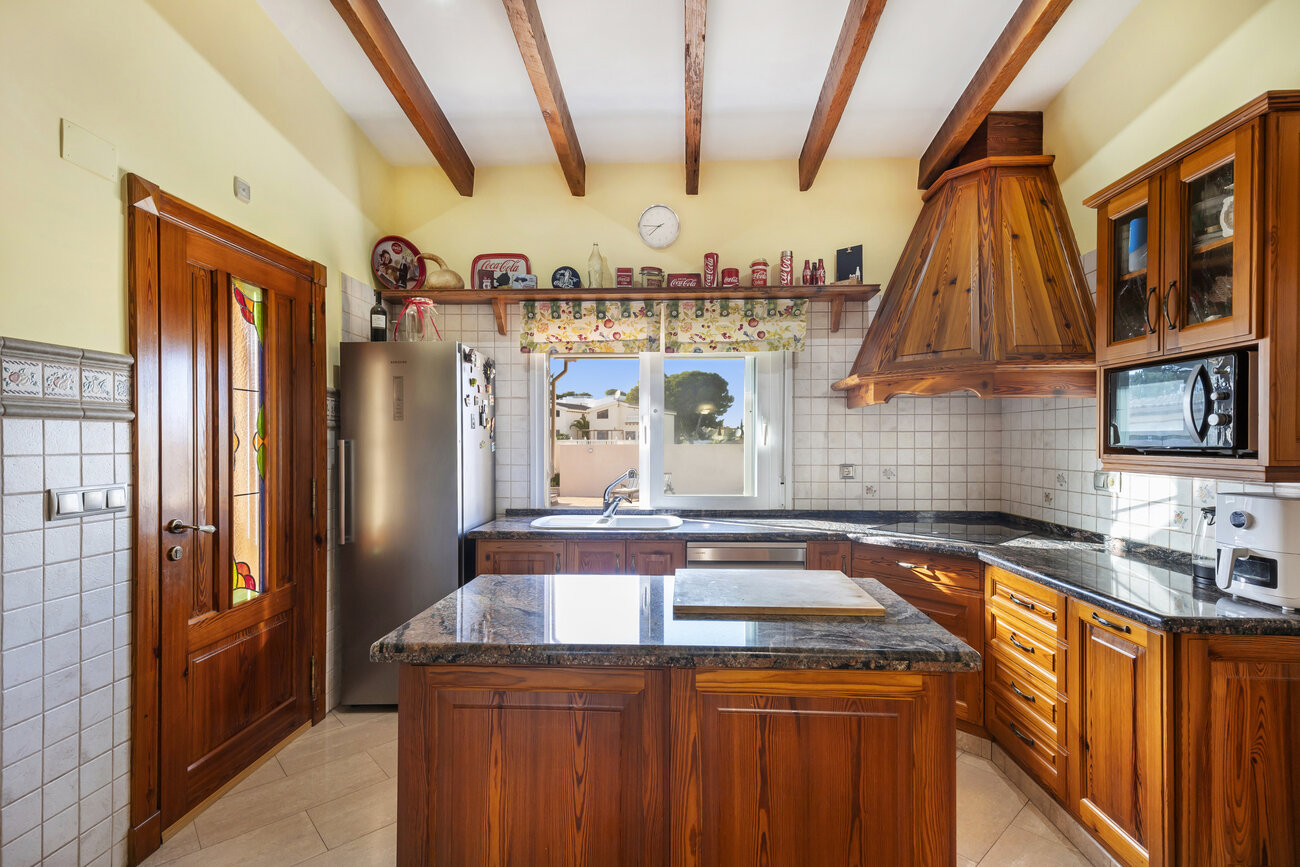 Villa for Sale in Torrevieja, Alicante