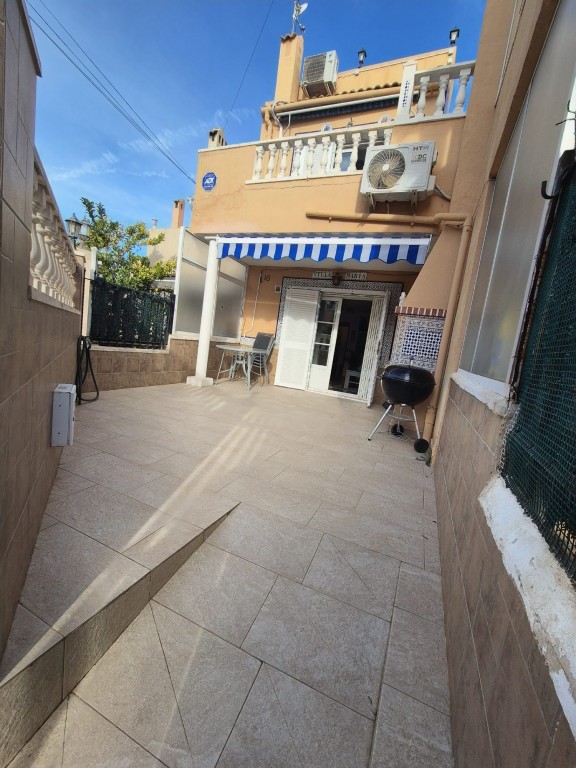 Town House for Sale in La Rosaleda, Alicante