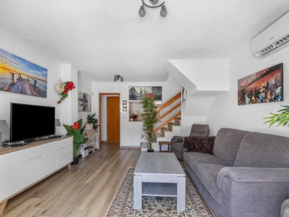 Town House for Sale in La Rosaleda, Alicante