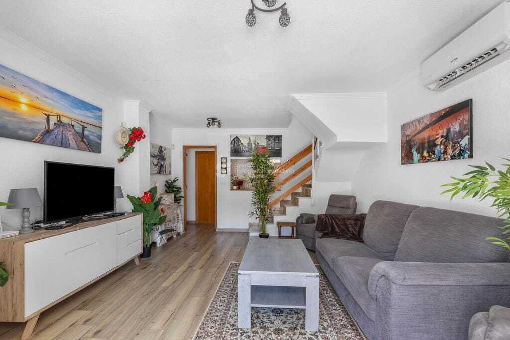 full_1510591_65965478 Town House for Sale in La Rosaleda, Alicante
