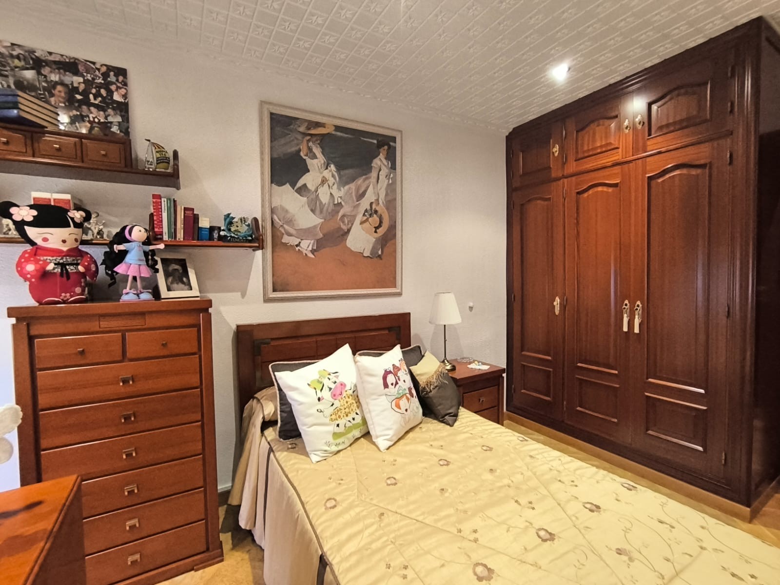Villa for Sale in Sax, Alicante