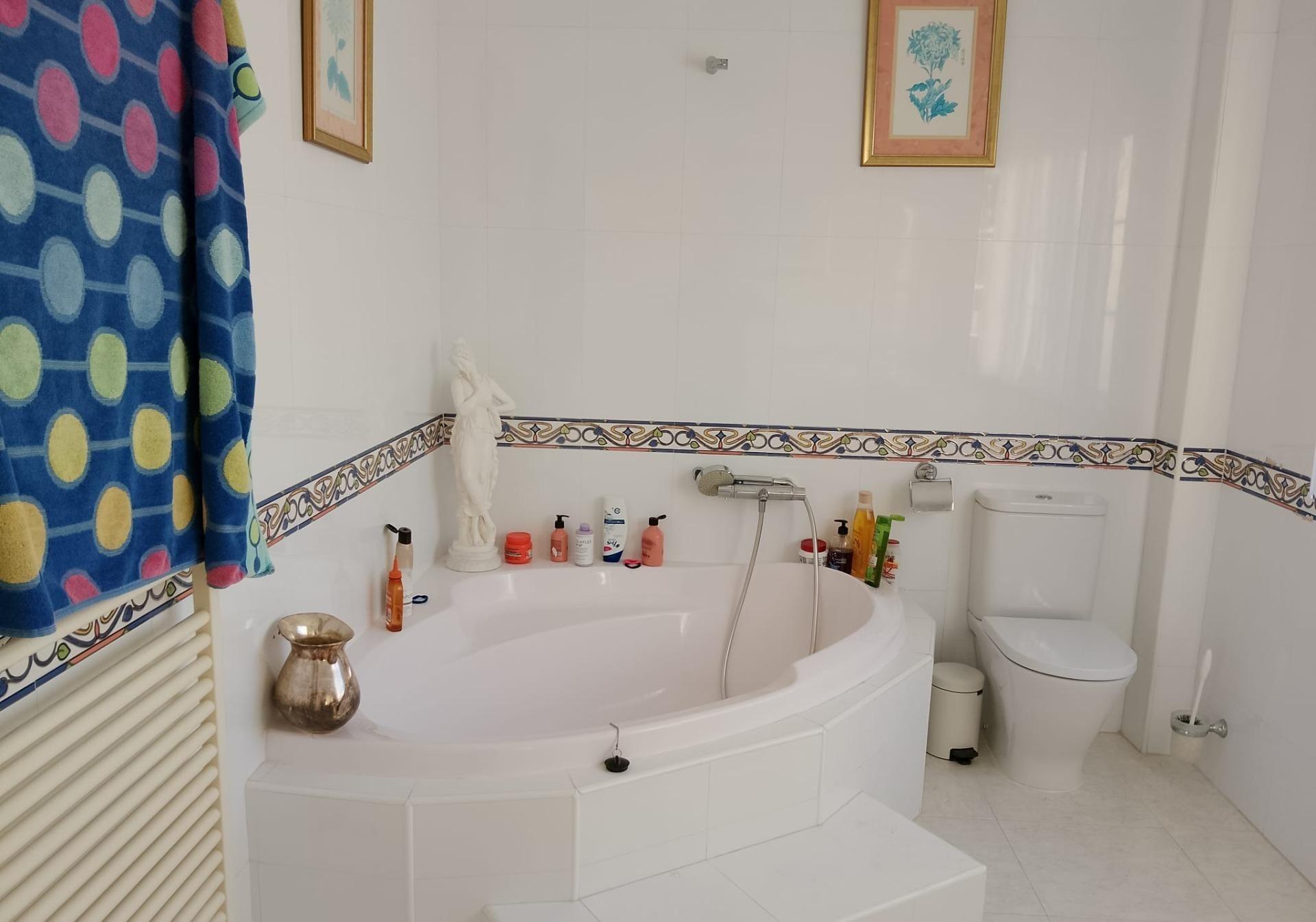 Villa for Sale in Torrevieja, Alicante