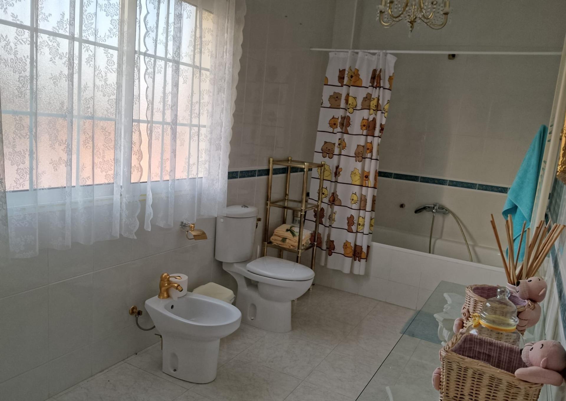 Villa for Sale in Torrevieja, Alicante