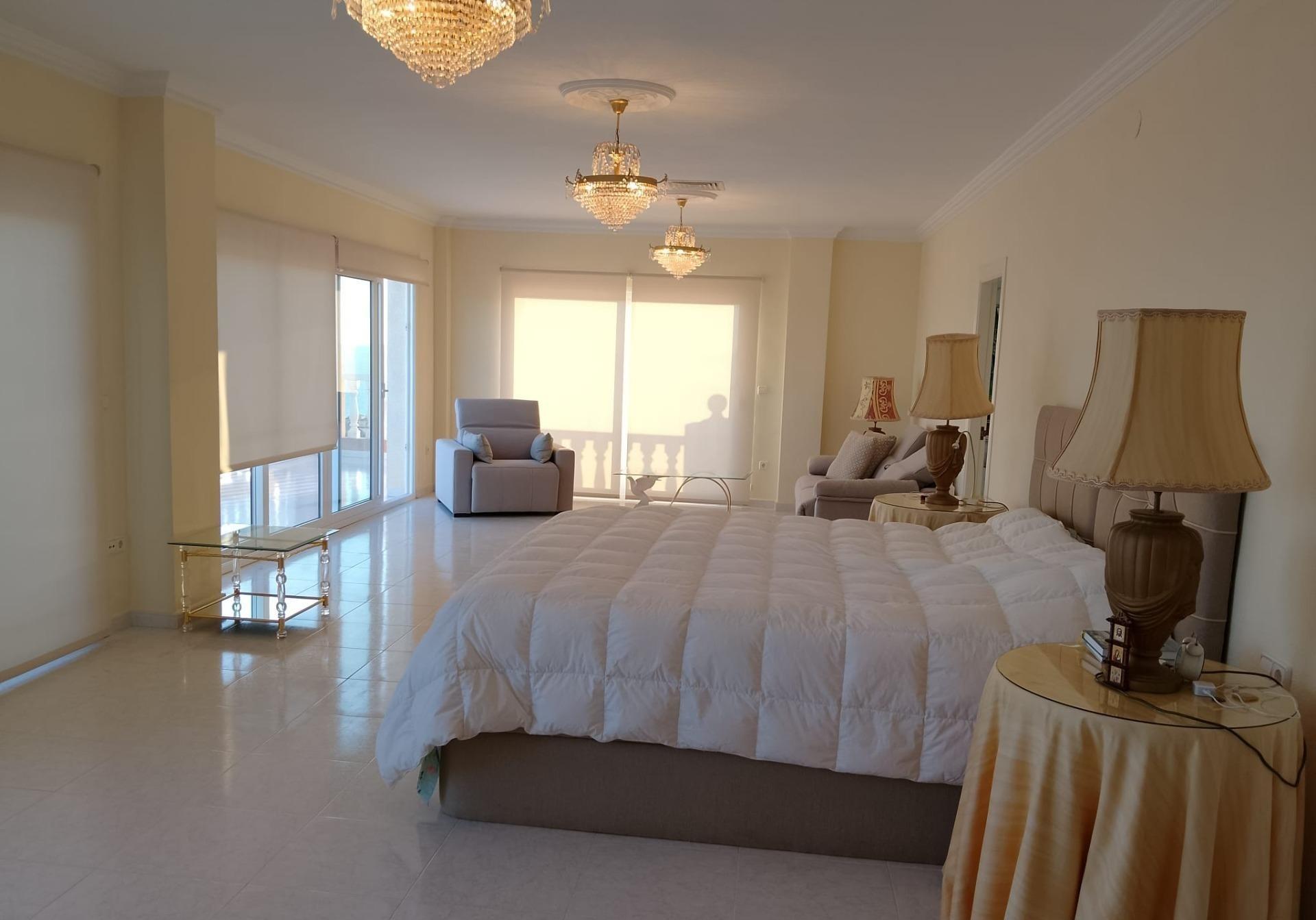 Villa for Sale in Torrevieja, Alicante