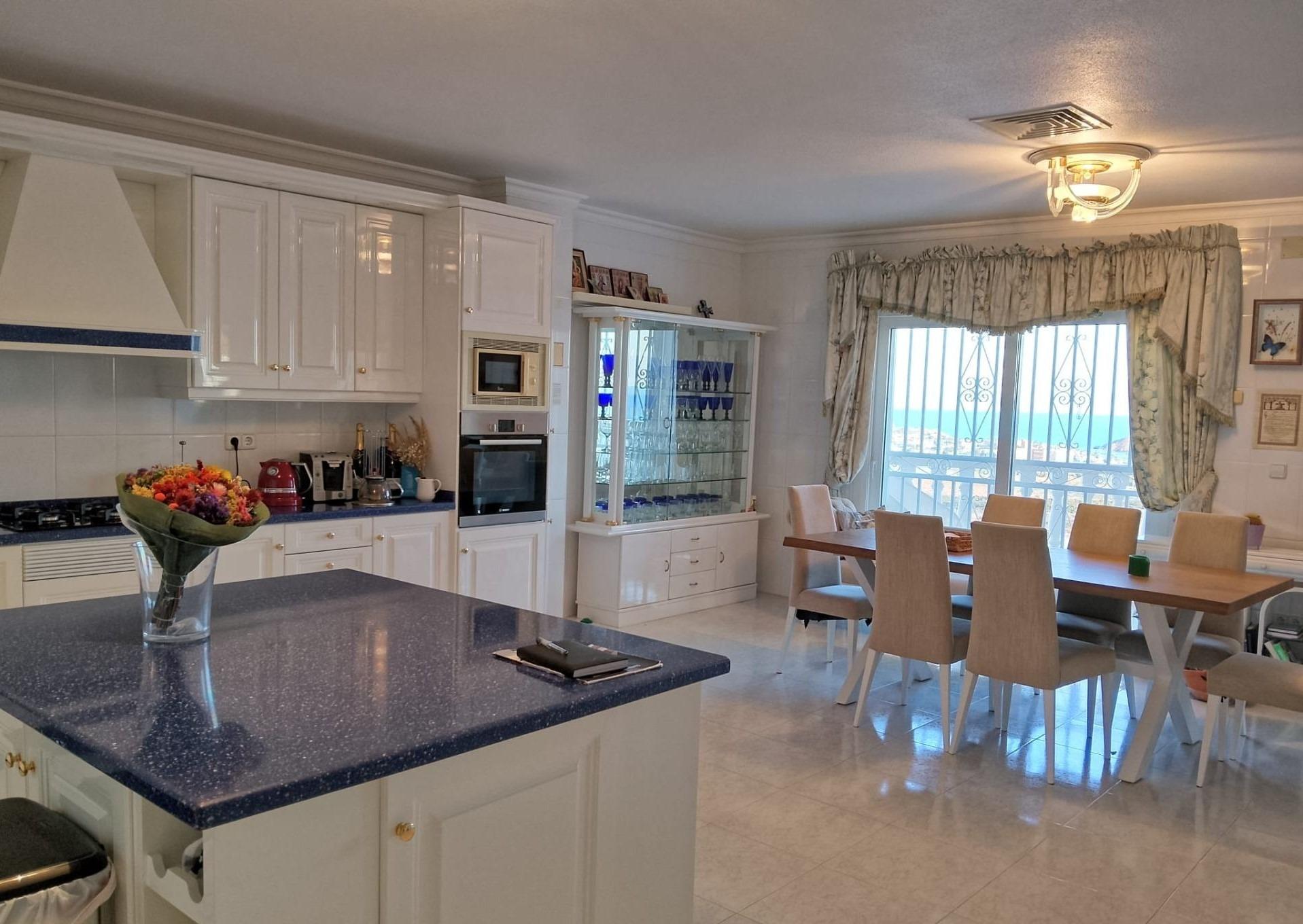Villa for Sale in Torrevieja, Alicante