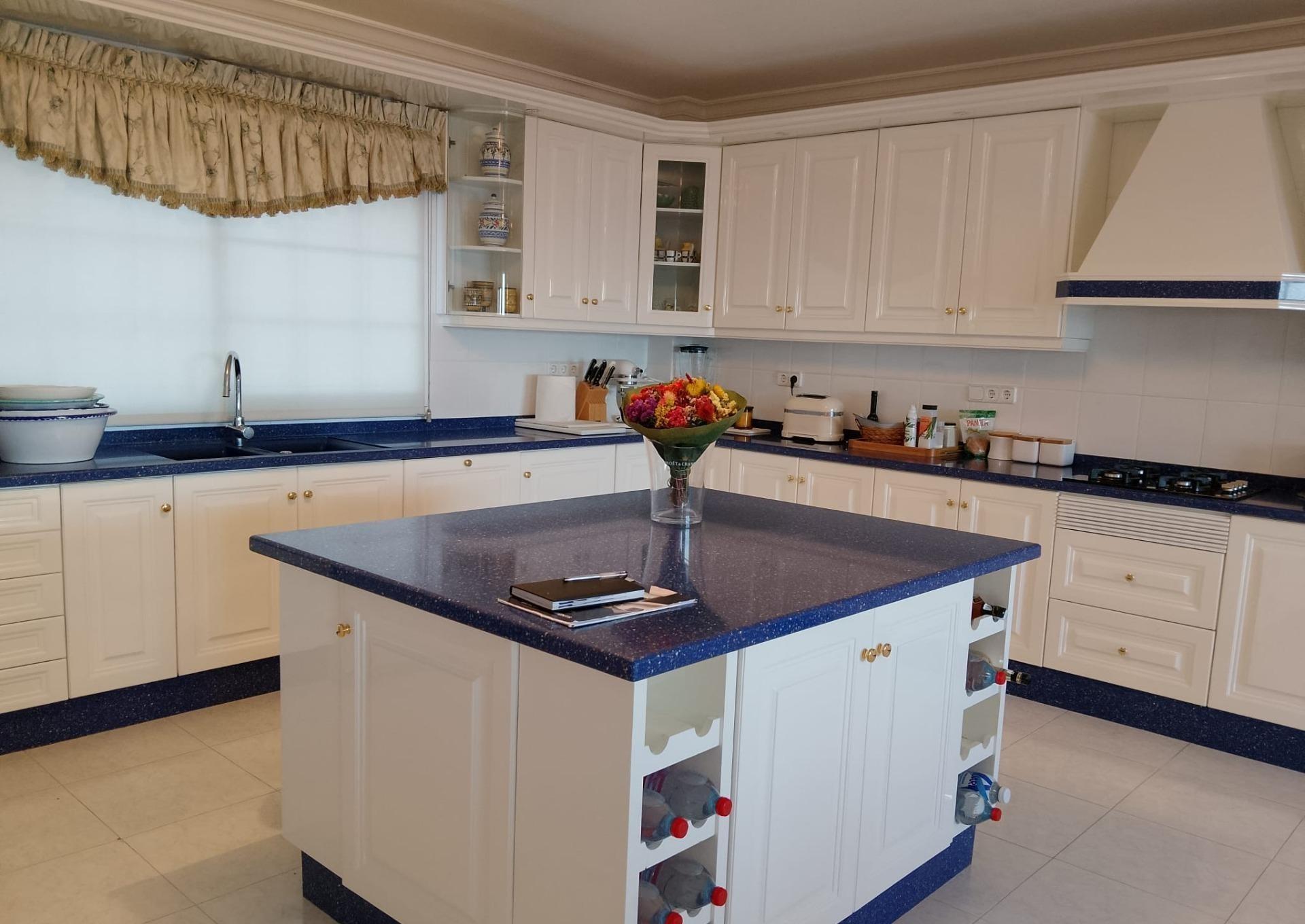 Villa for Sale in Torrevieja, Alicante