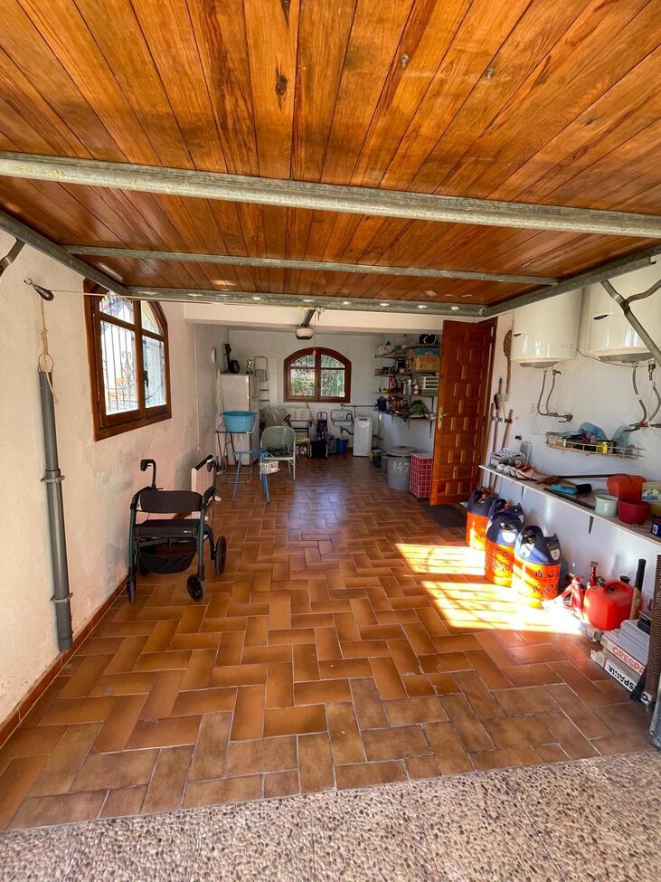 Villa for Sale in Villamartin, Alicante