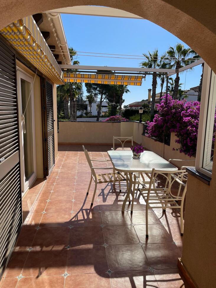 Villa for Sale in Villamartin, Alicante