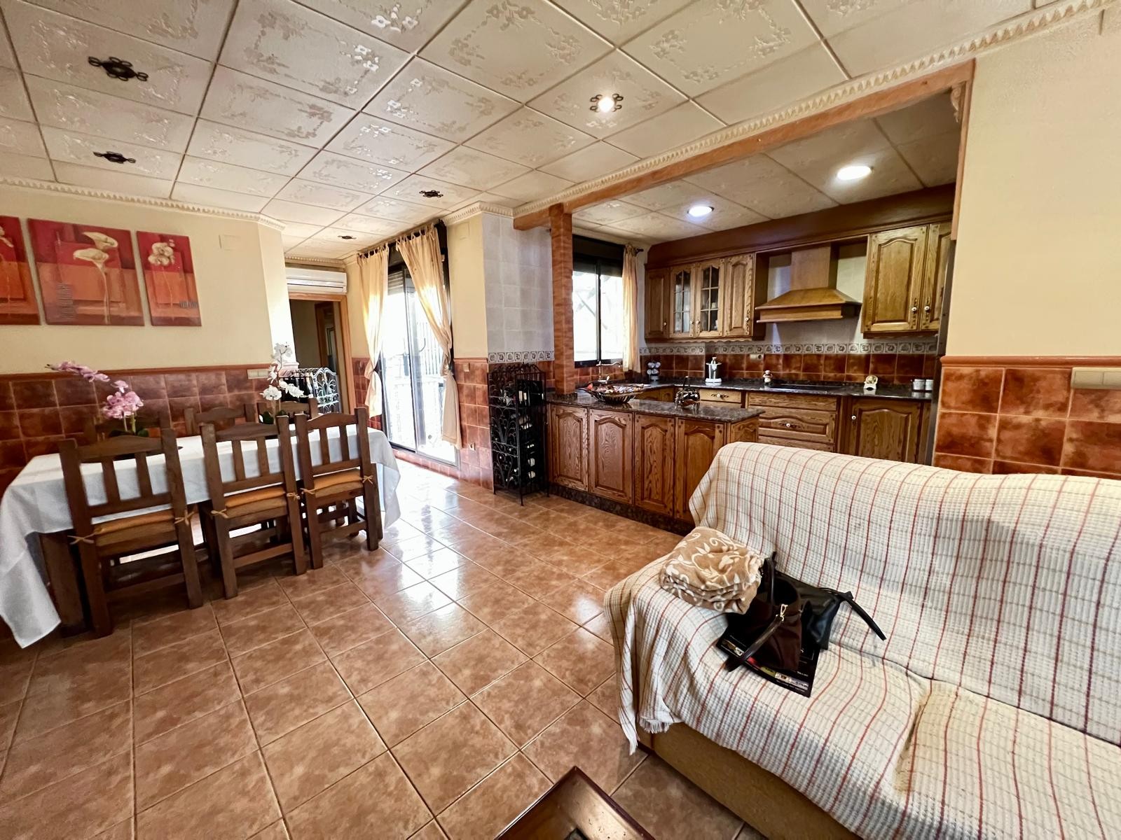 Town House for Sale in Pinoso, Alicante