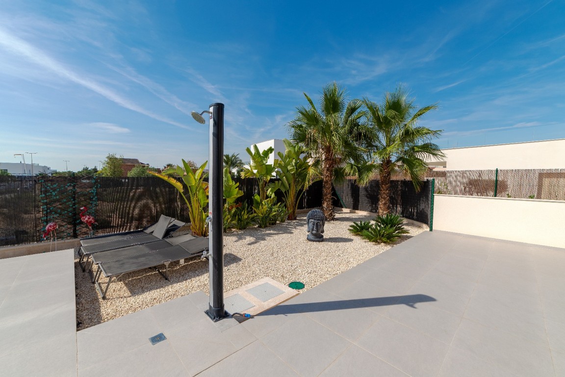 Villa for Sale in Los Montesinos, Alicante