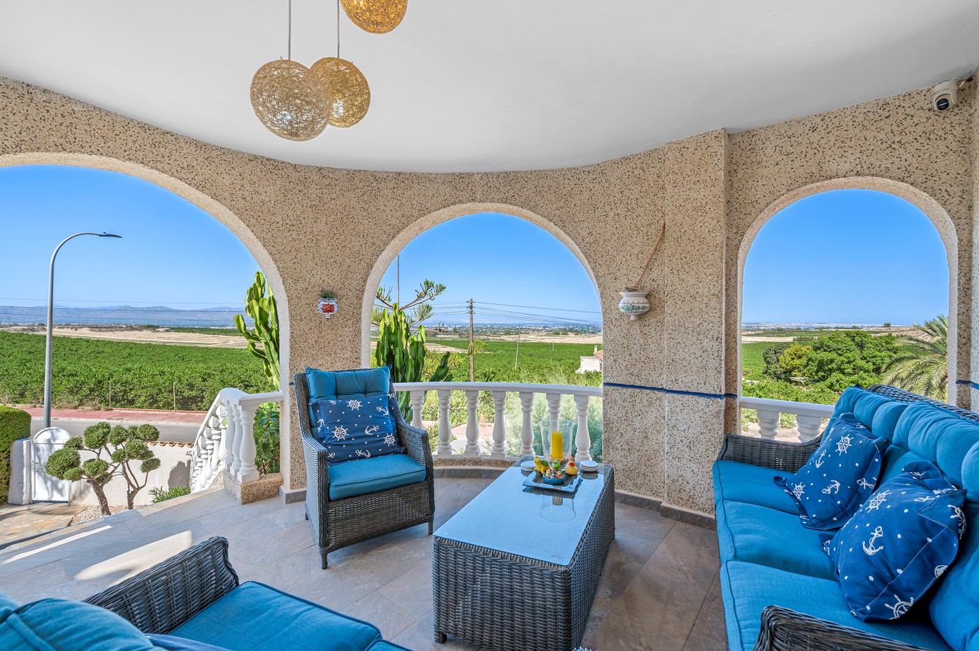 Villa for Sale in Almoradi, Alicante
