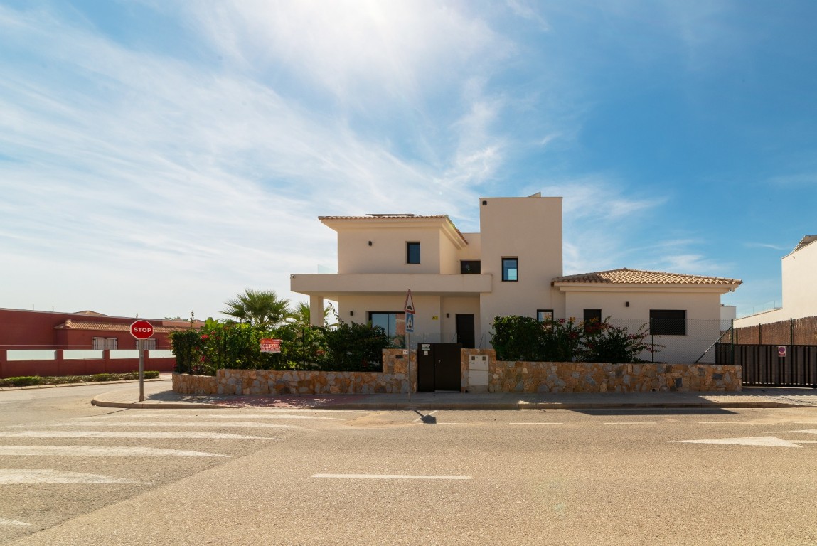 full_1482842_65257672 Villa for Sale in Los Montesinos, Alicante