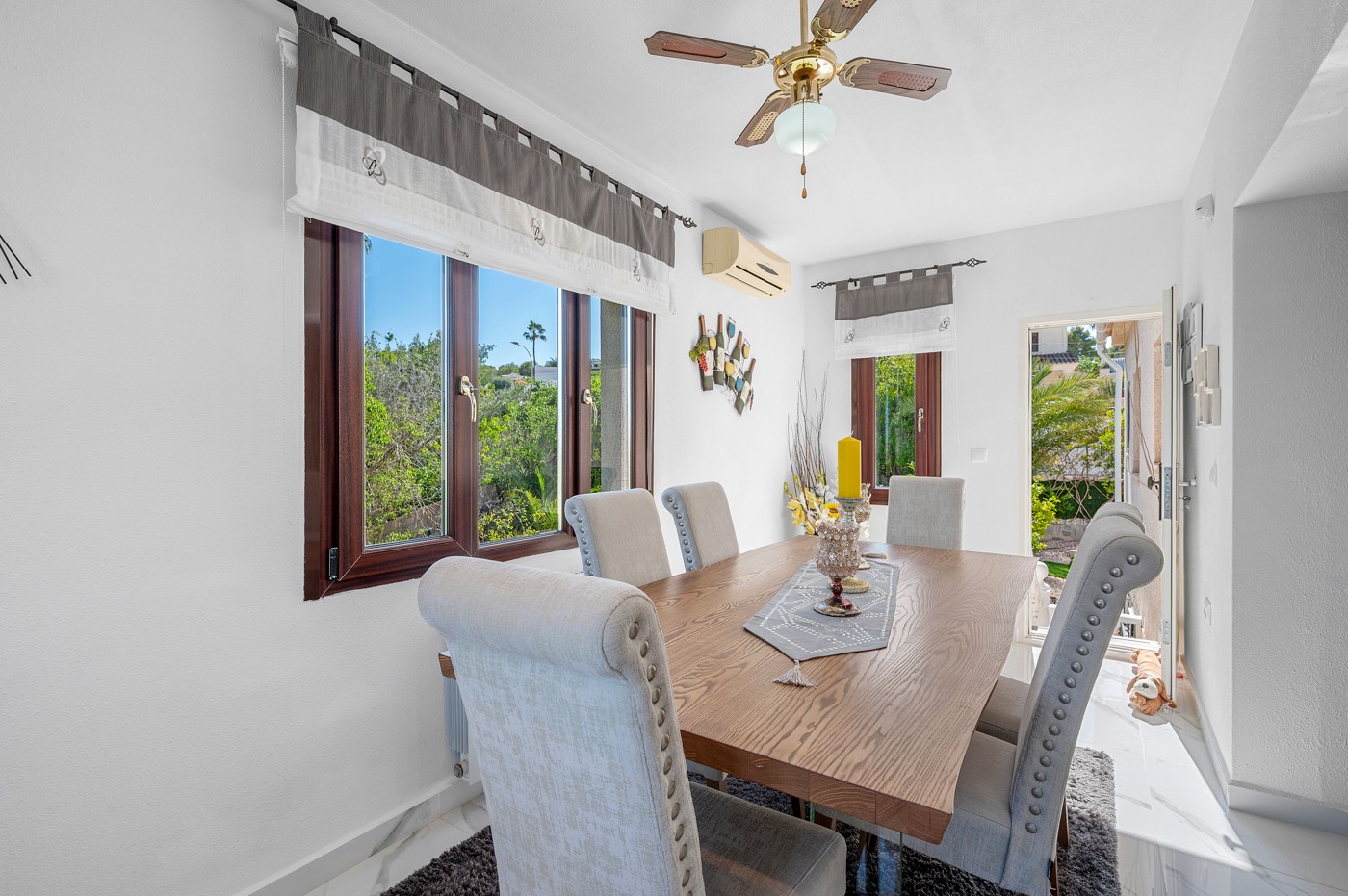 Villa for Sale in Almoradi, Alicante