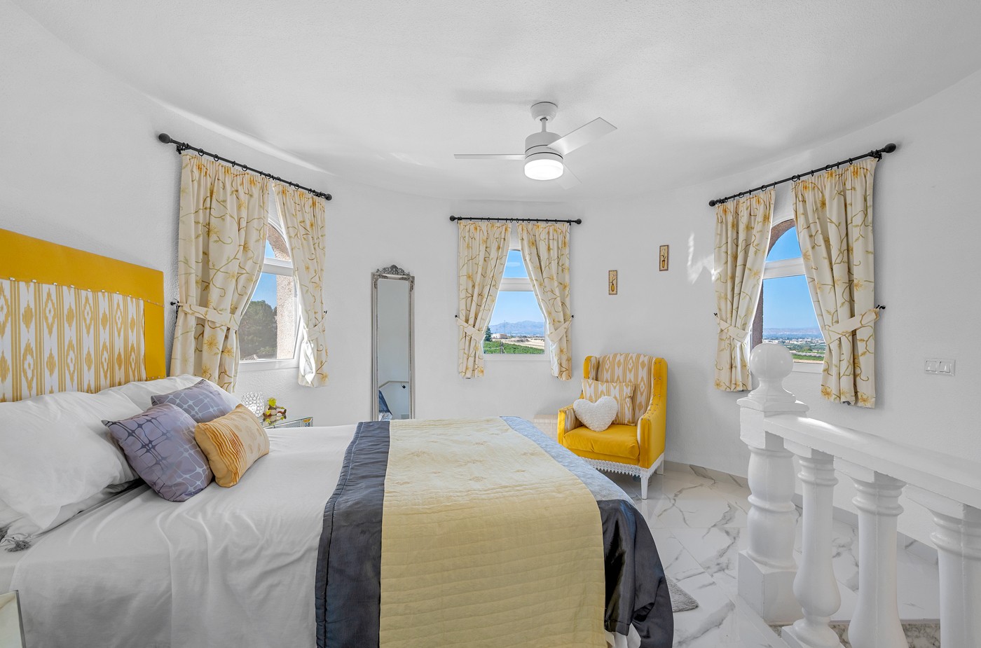 Villa for Sale in Almoradi, Alicante