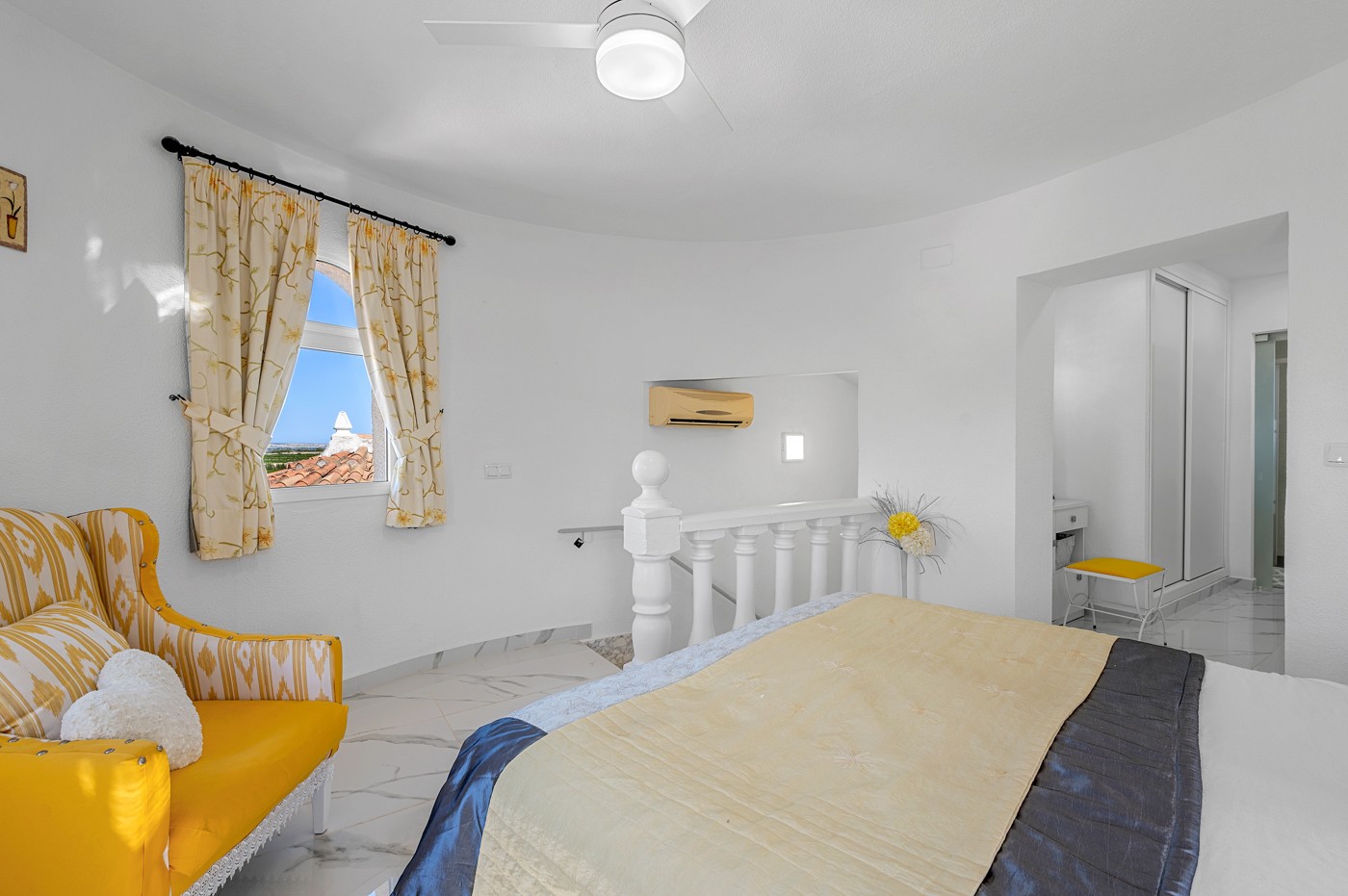 Villa for Sale in Almoradi, Alicante