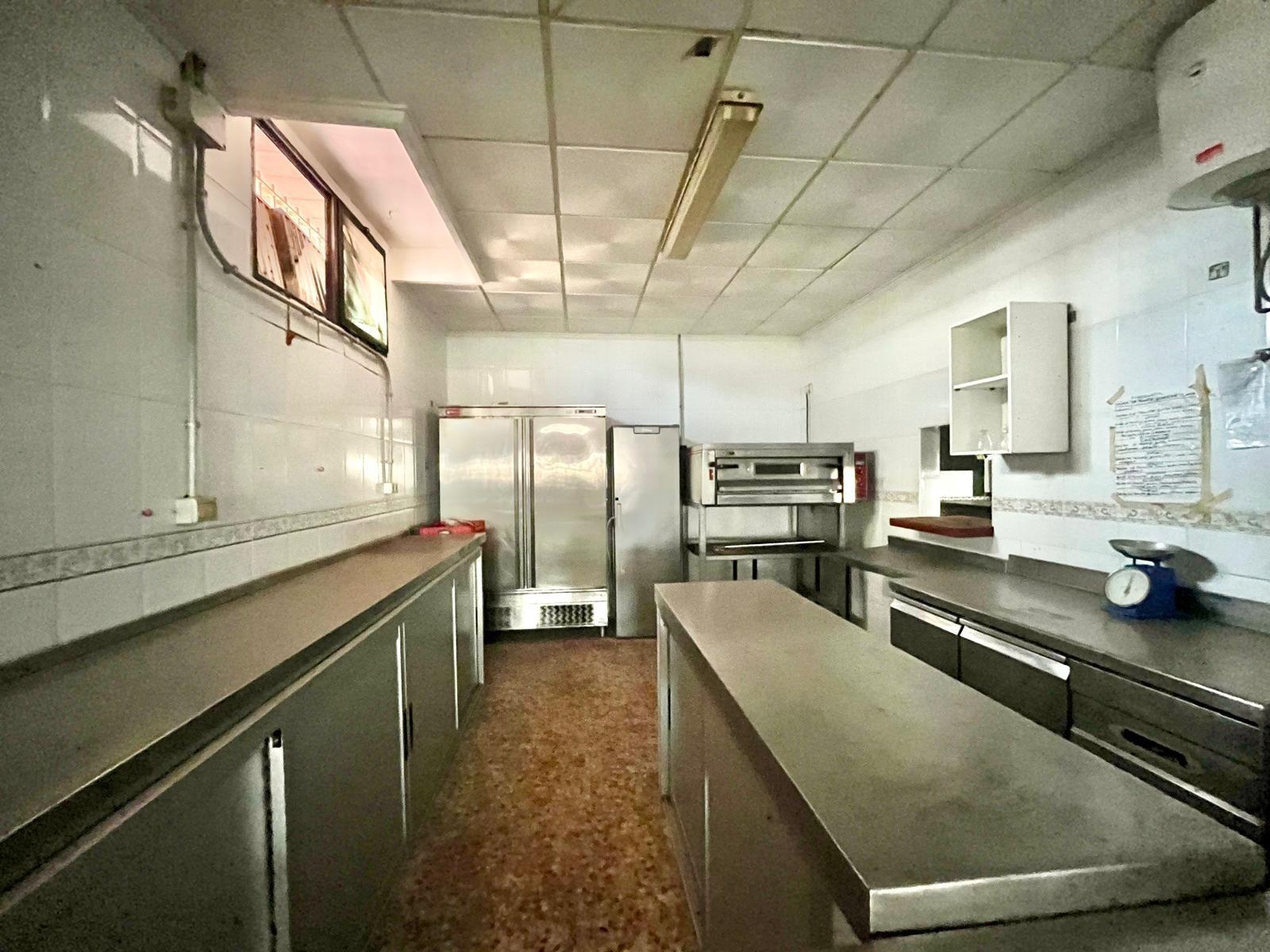 Commercial for Sale in Torrevieja, Alicante