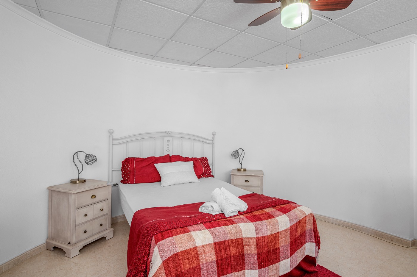 Villa for Sale in Almoradi, Alicante