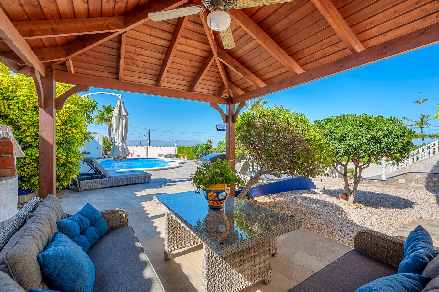 Villa for Sale in Almoradi, Alicante