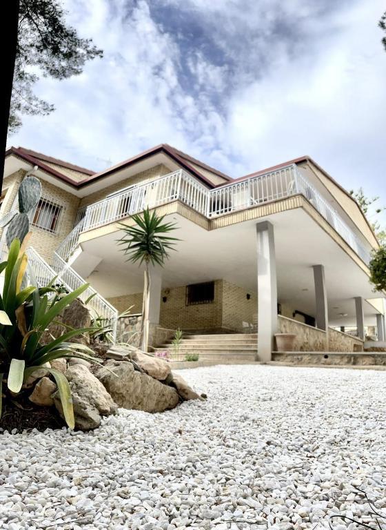 14-1 Villa for Sale in Orihuela Costa, Alicante