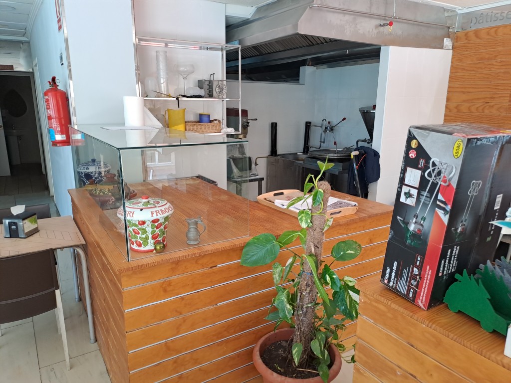 Commercial for Sale in La Mata, Alicante