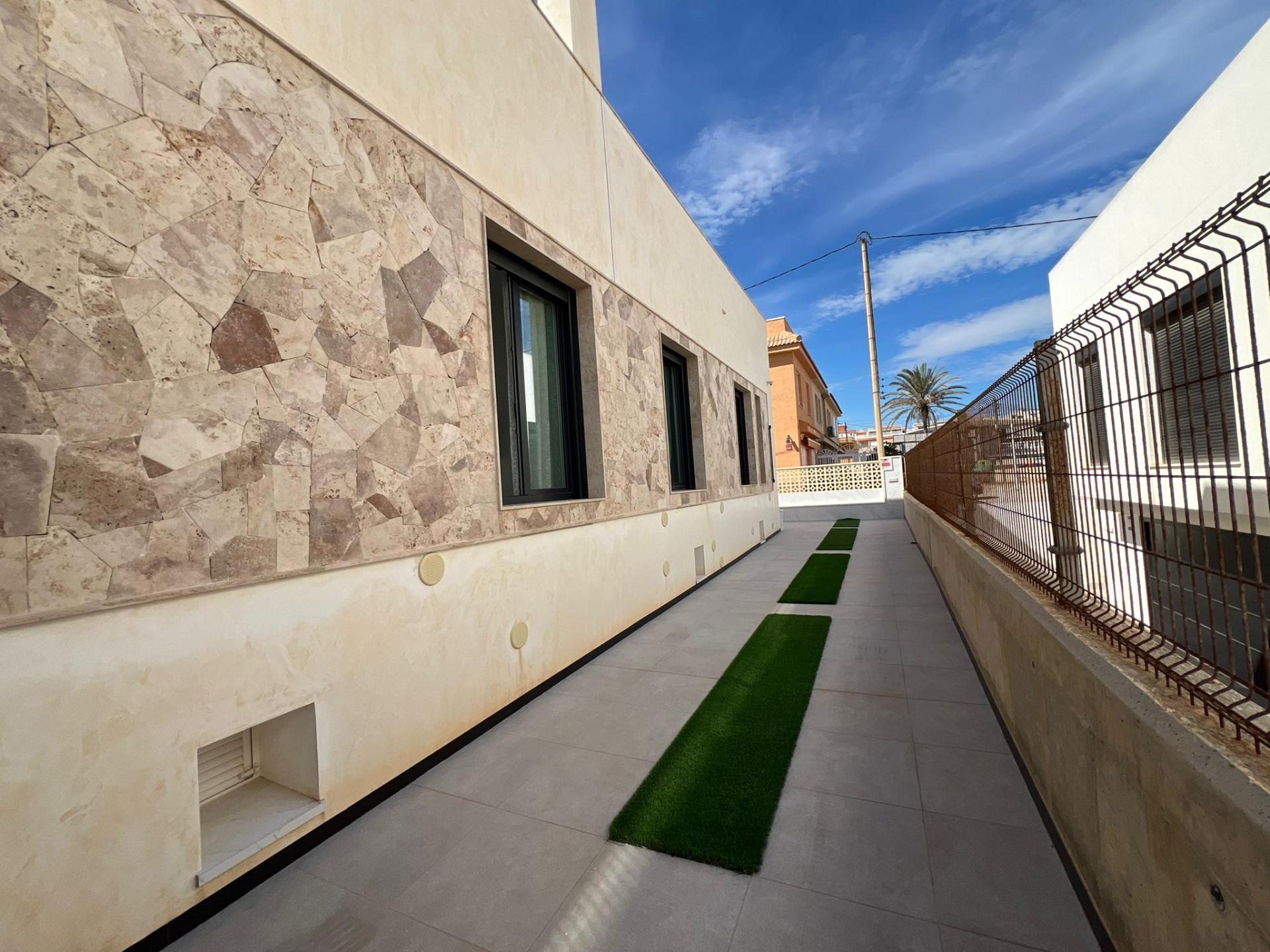 Apartment for Sale in San Pedro del Pinatar, Murcia
