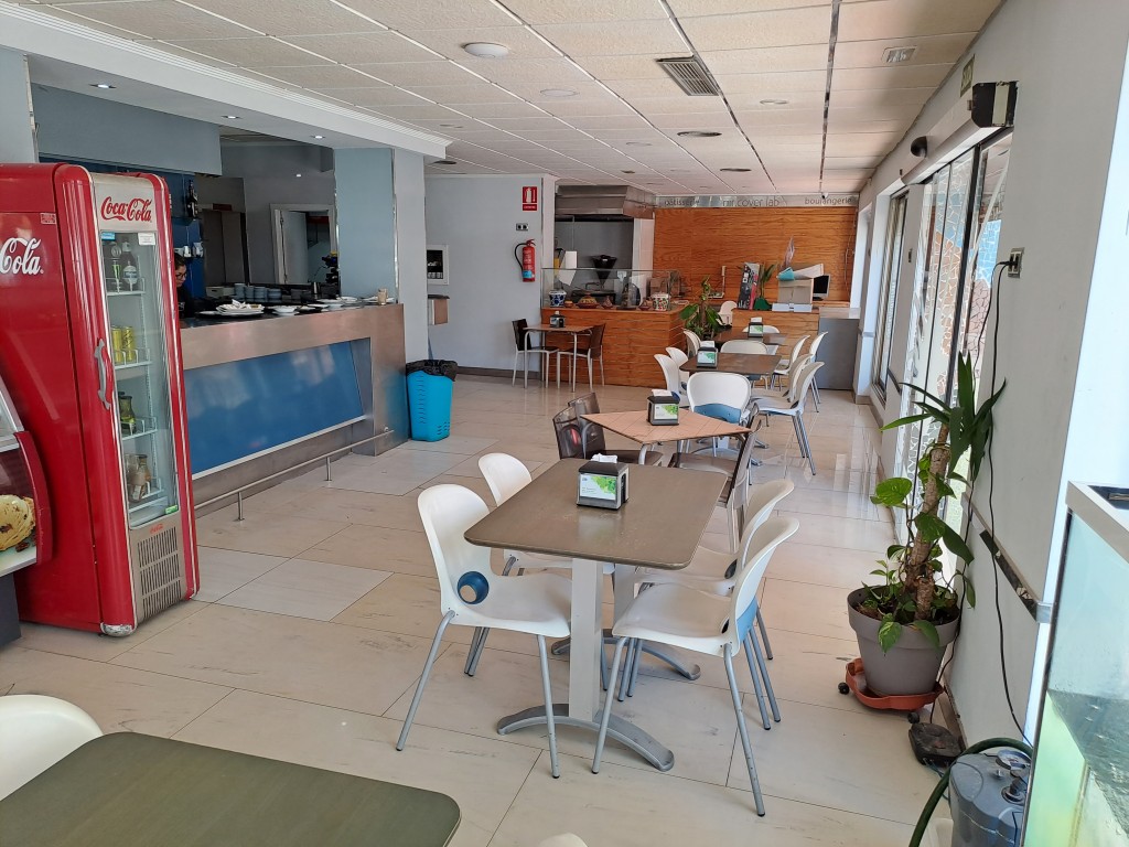 Commercial for Sale in La Mata, Alicante