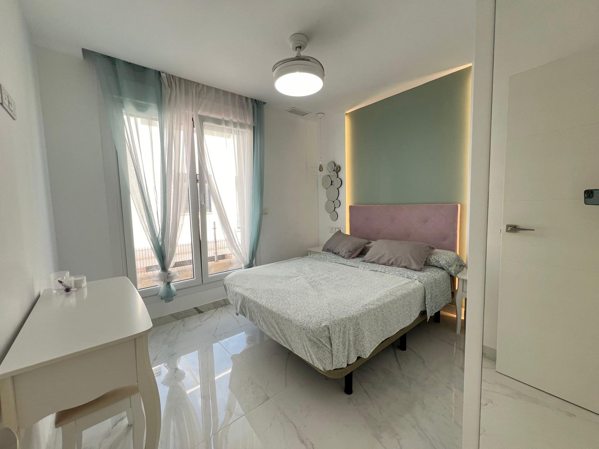 Apartment for Sale in Guardamar del Segura, Alicante