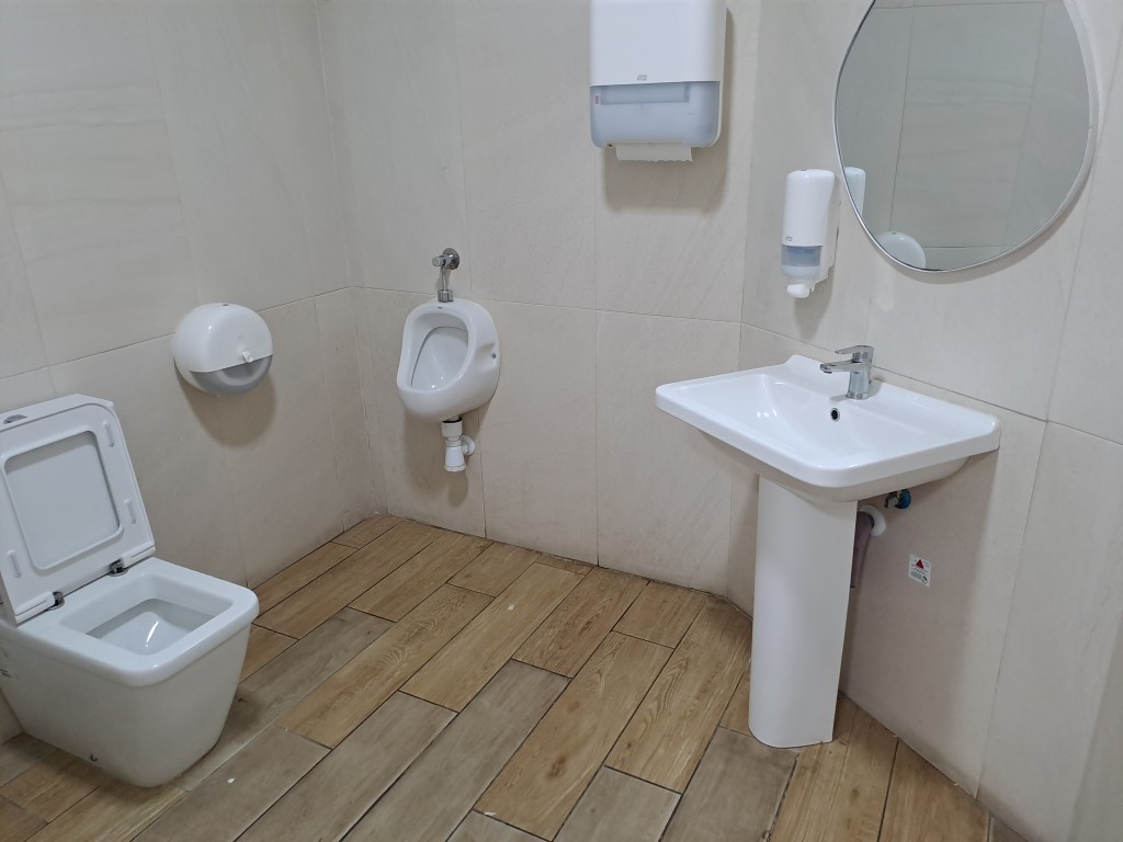 Commercial for Sale in La Mata, Alicante