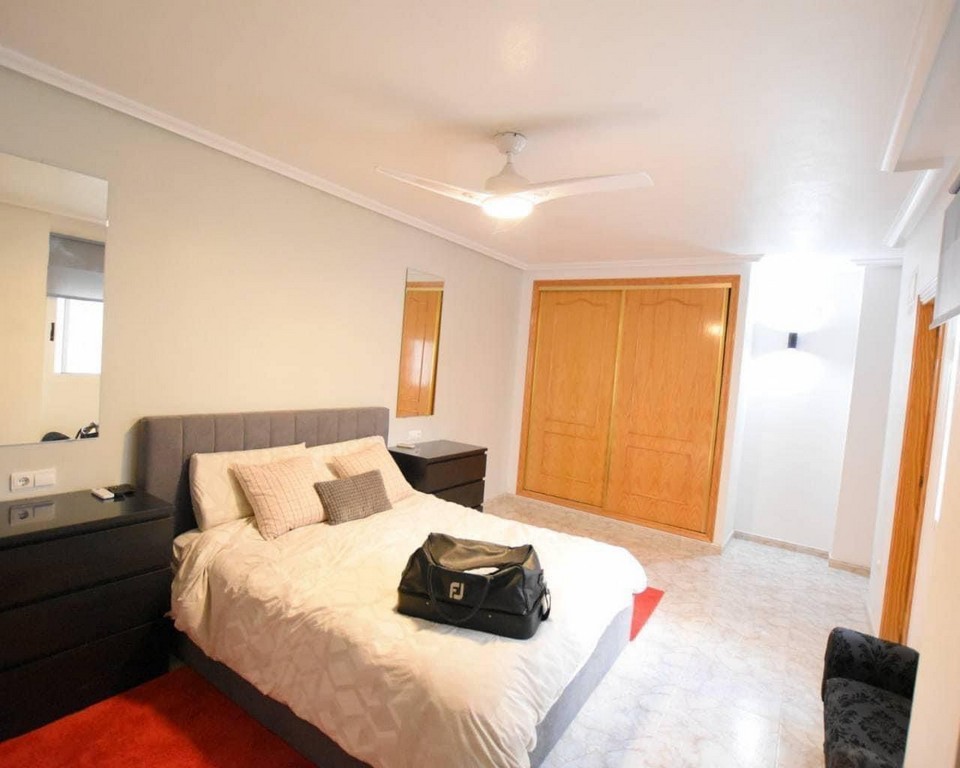 Apartment for Sale in Los Montesinos, Alicante