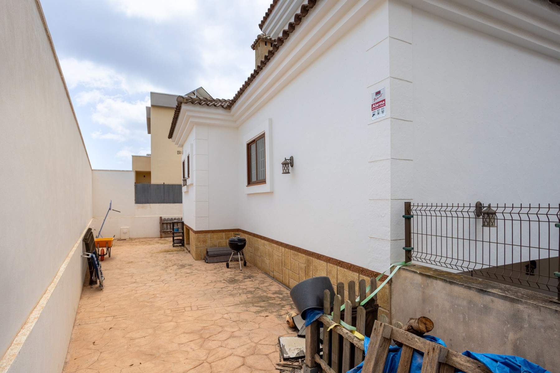 Villa for Sale in Los Montesinos, Alicante