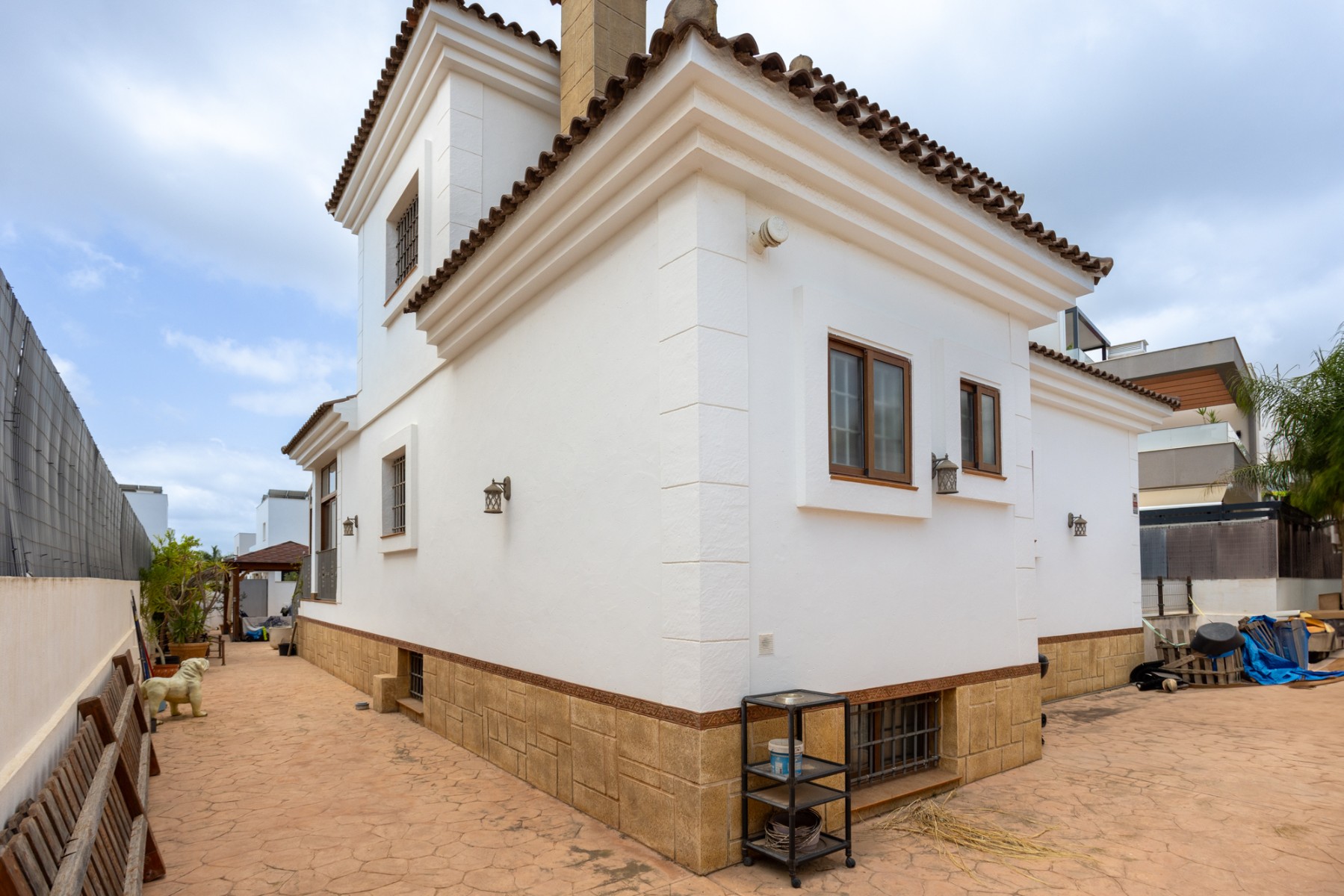Villa for Sale in Los Montesinos, Alicante
