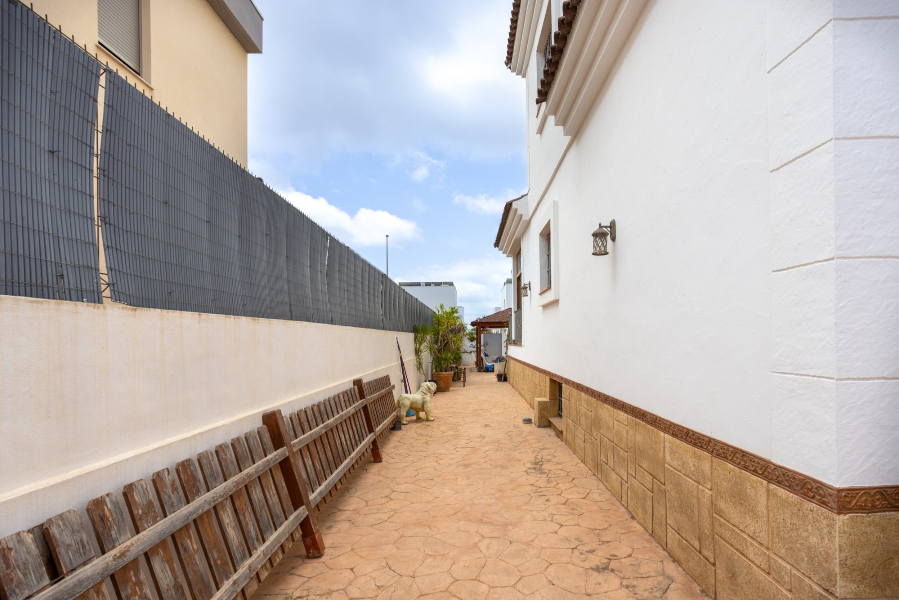 Villa for Sale in Los Montesinos, Alicante