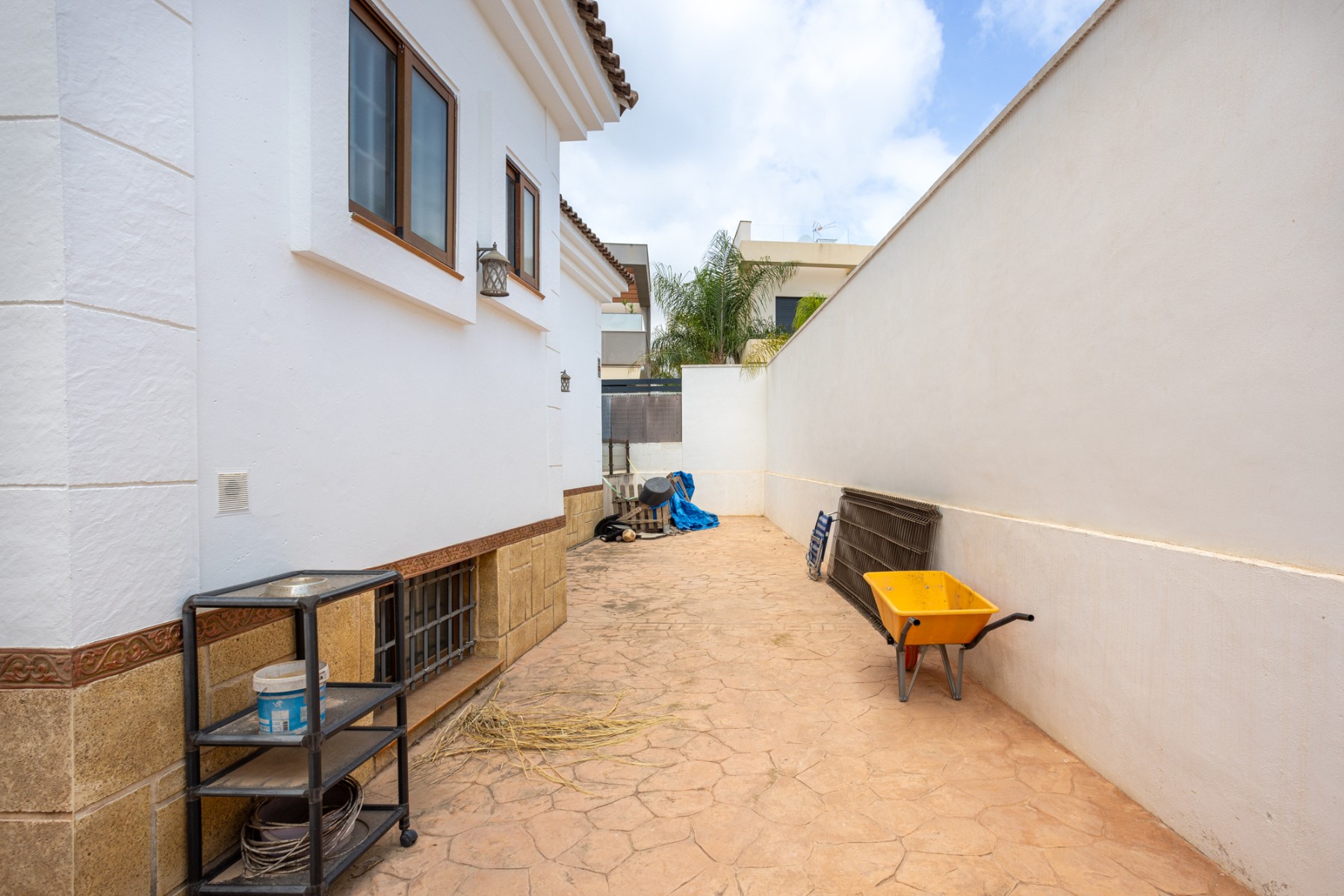 Villa for Sale in Los Montesinos, Alicante